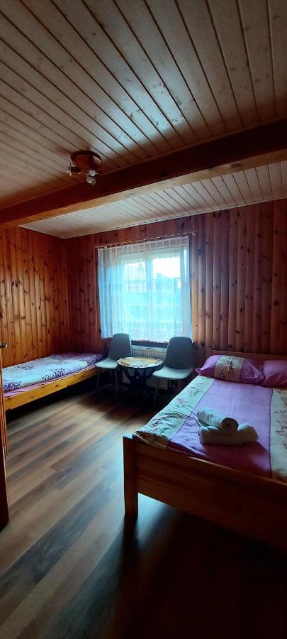 Vila Dom Zajezdny Białowieża Exteriér fotografie